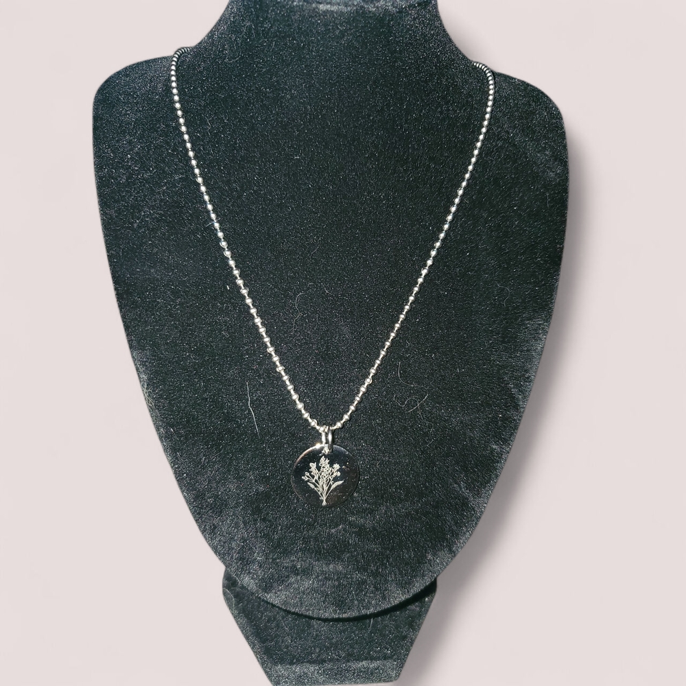 Wildflower-Engraved  Pendant Necklace